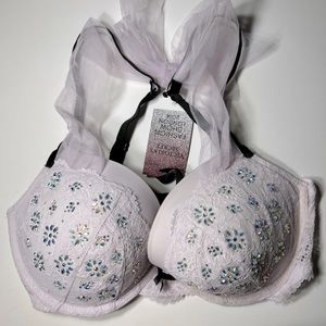 Victoria Secret NWT Dream Angles Push up Underwire 36D